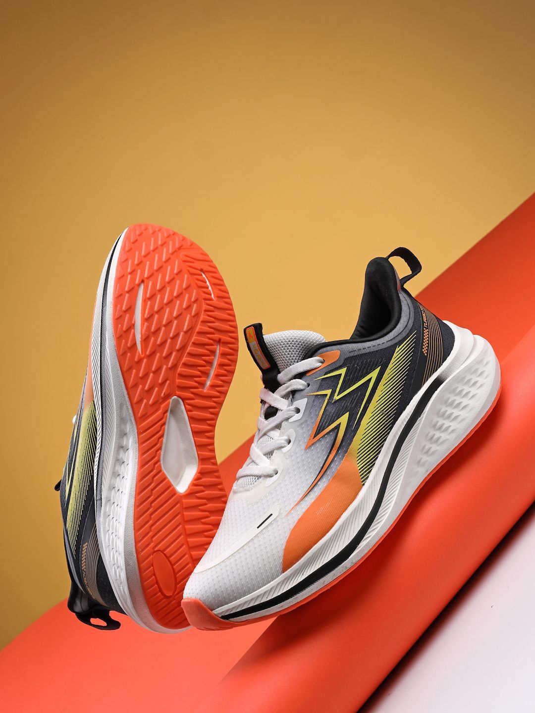 Action Men Lace Ups Mesh Running Non-Marking Shoes