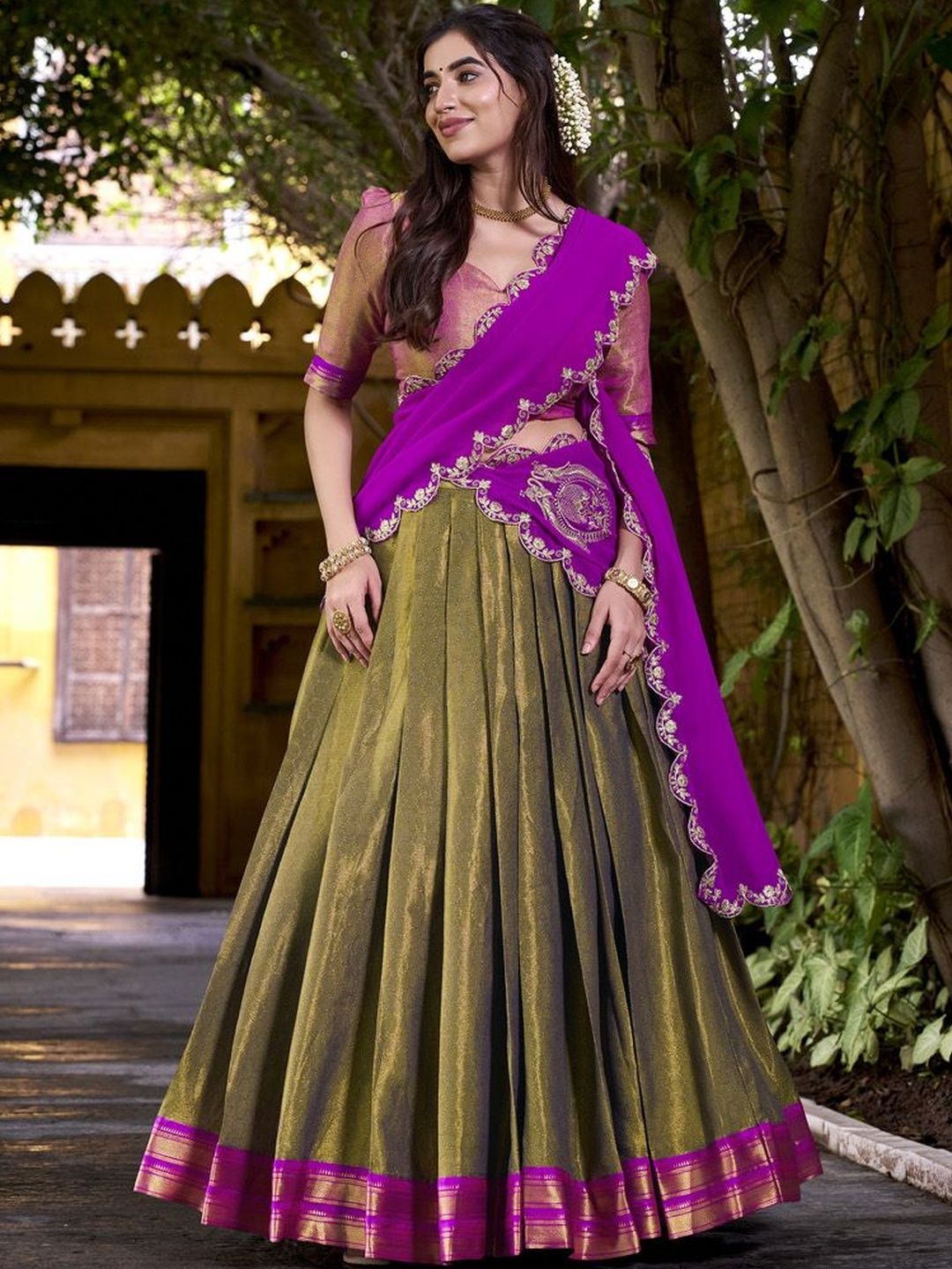chinese dress ladies Buy Yarnefy Women's Ethnic Lacha Lehenga Choli Set with Long Jacket |  Stylish Floral Printed 3-Piece Traditional Outfit | Crepe Fabric |  Party/Wedding/Festival Wear