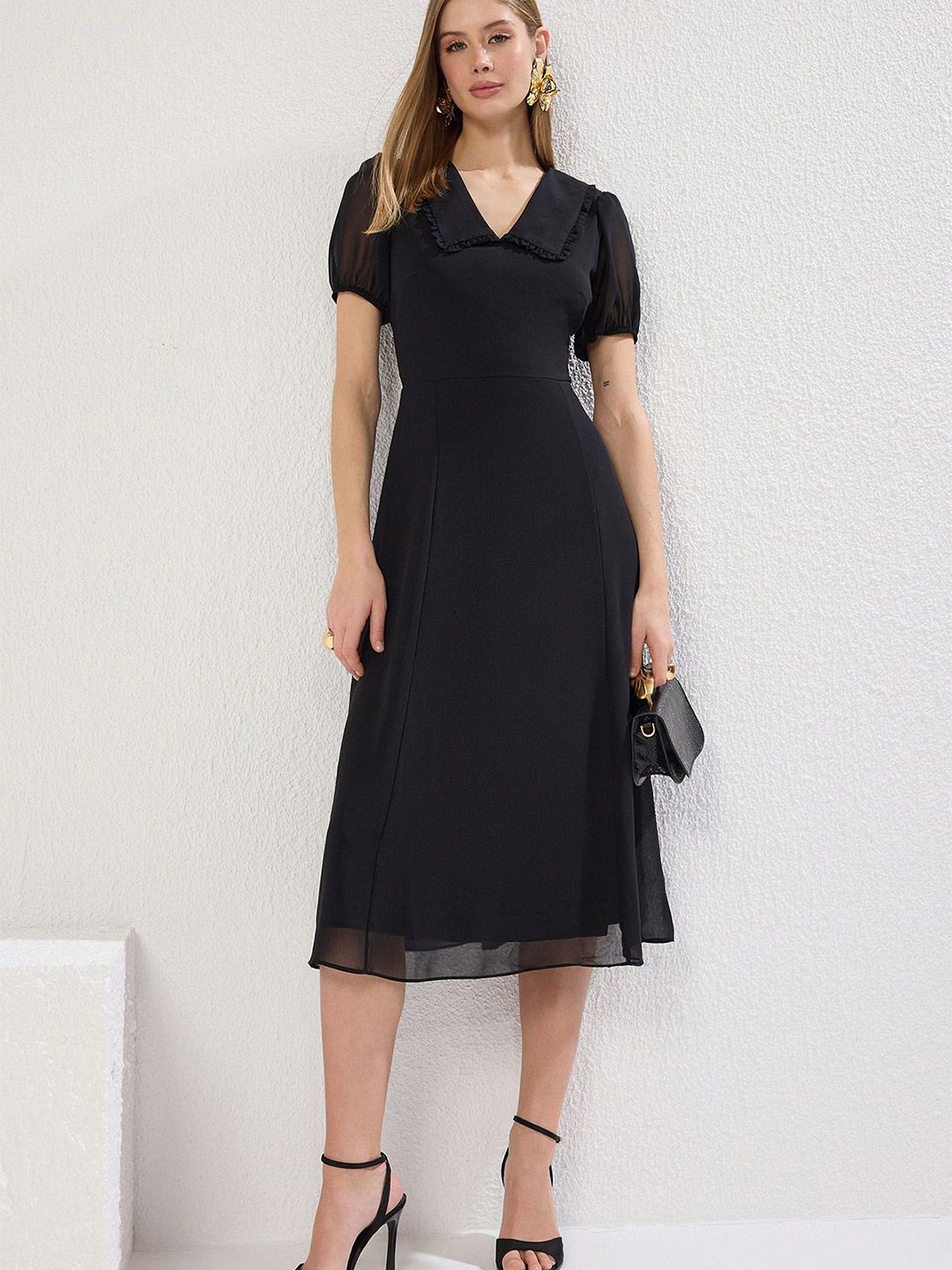 Trendyol Women Solid A-Line Midi Dress