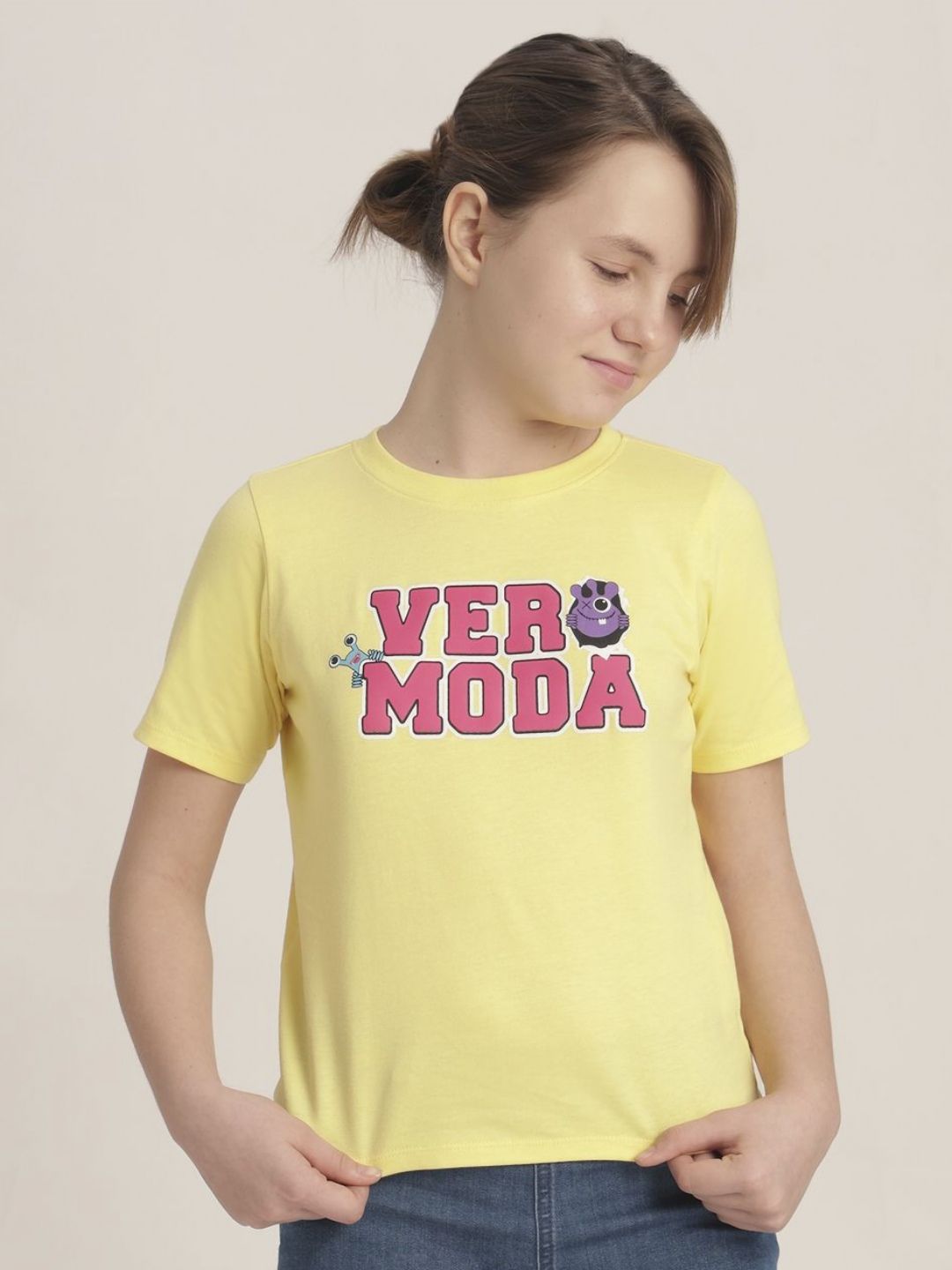 Vero Moda Girls Typography Printed Round Neck Cotton T-shirt