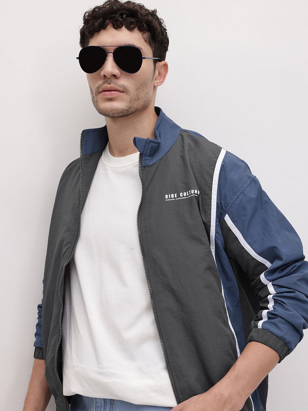 The Roadster Life Co. Paneled Colourblocked Tailored Jacket