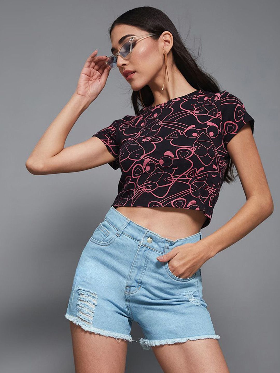Miss Chase Women Mid-Rise Relaxed Fit Denim Shorts