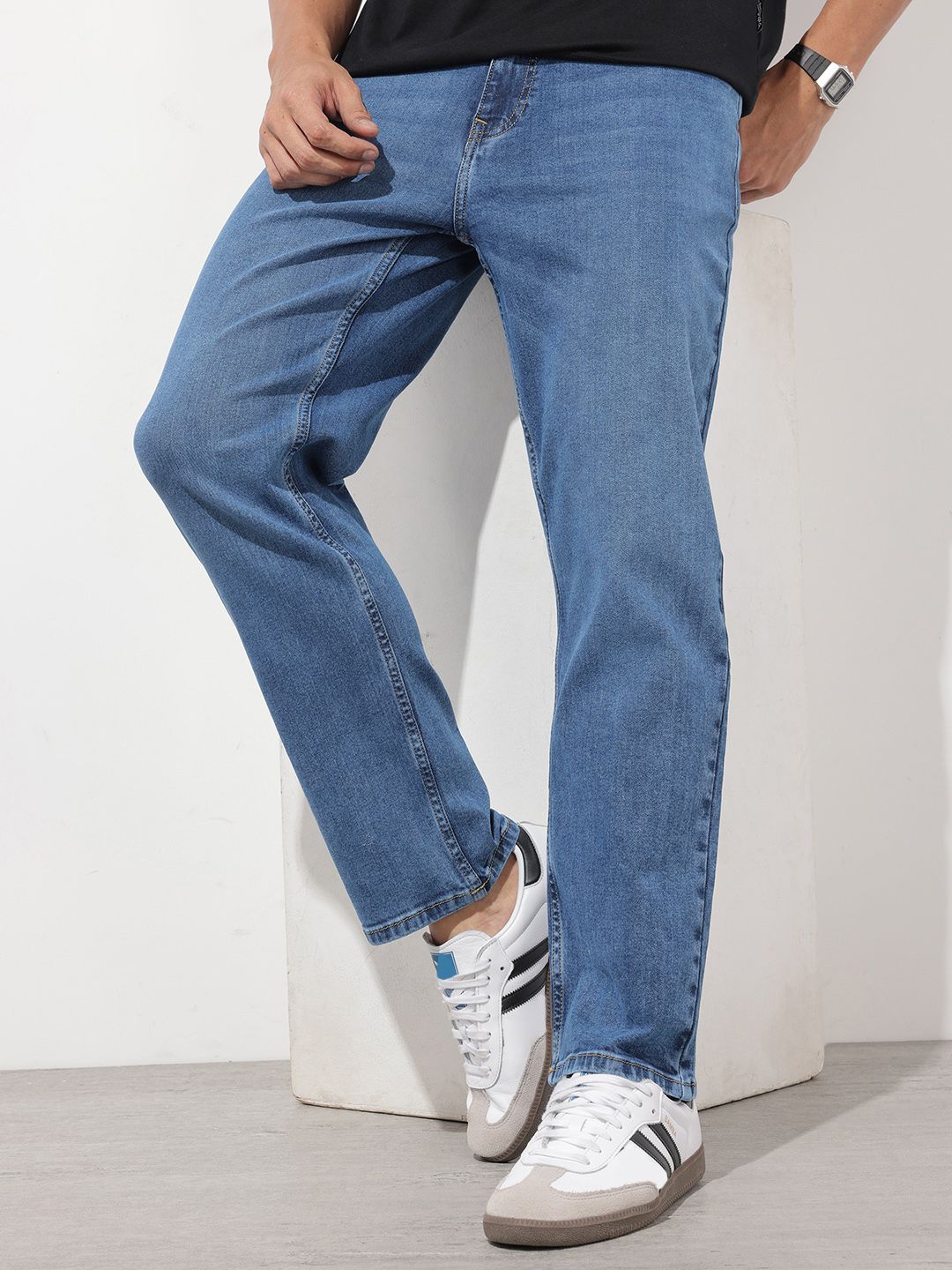 The Roadster Life Co. Men Straight Fit Stretchable Jeans