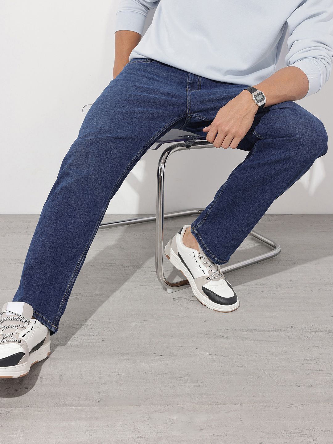 The Roadster Life Co. Men Straight Fit Light Fade Stretchable Jeans