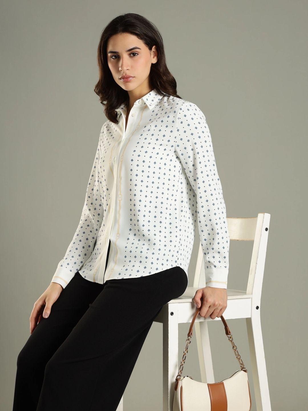 Tommy Hilfiger Tommy Hilfiger Women Relaxed Fit Floral Printed Spread Collar Casual Shirt