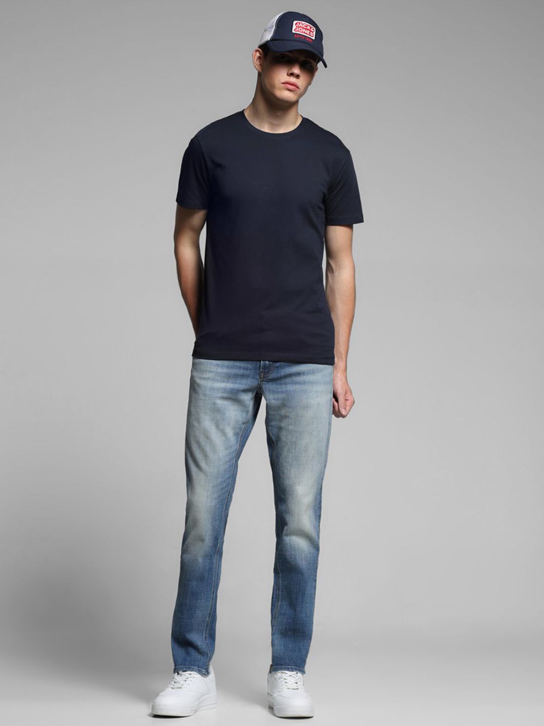 Slim Fit Low-Rise Heavy Fade Stretchable Jeans