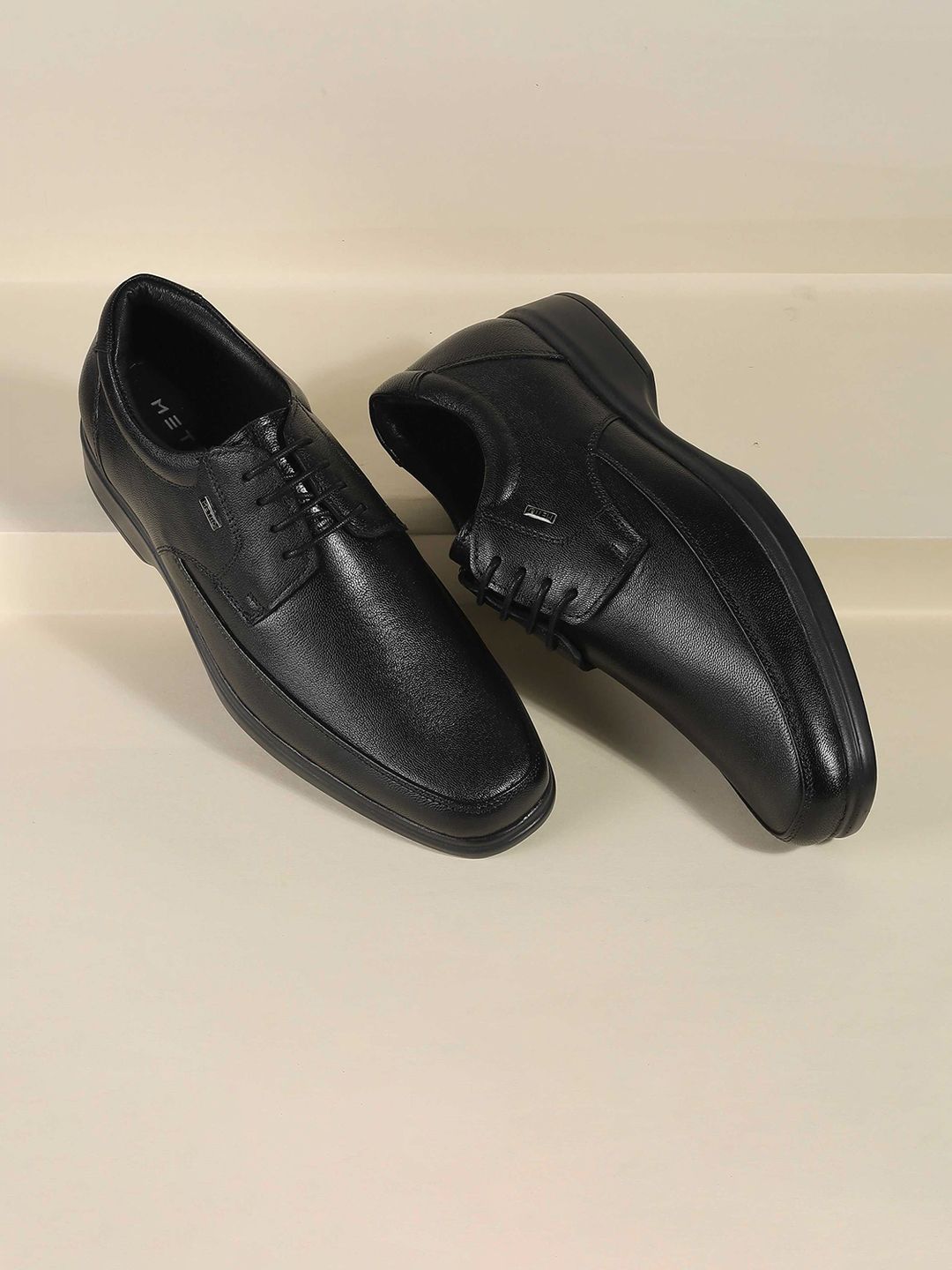 Metro Men Leather Lace-Ups Formal Brogues Shoes