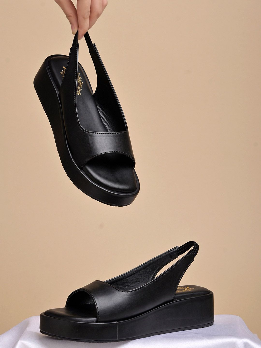Stylestry Women Flatform Heel Sandals