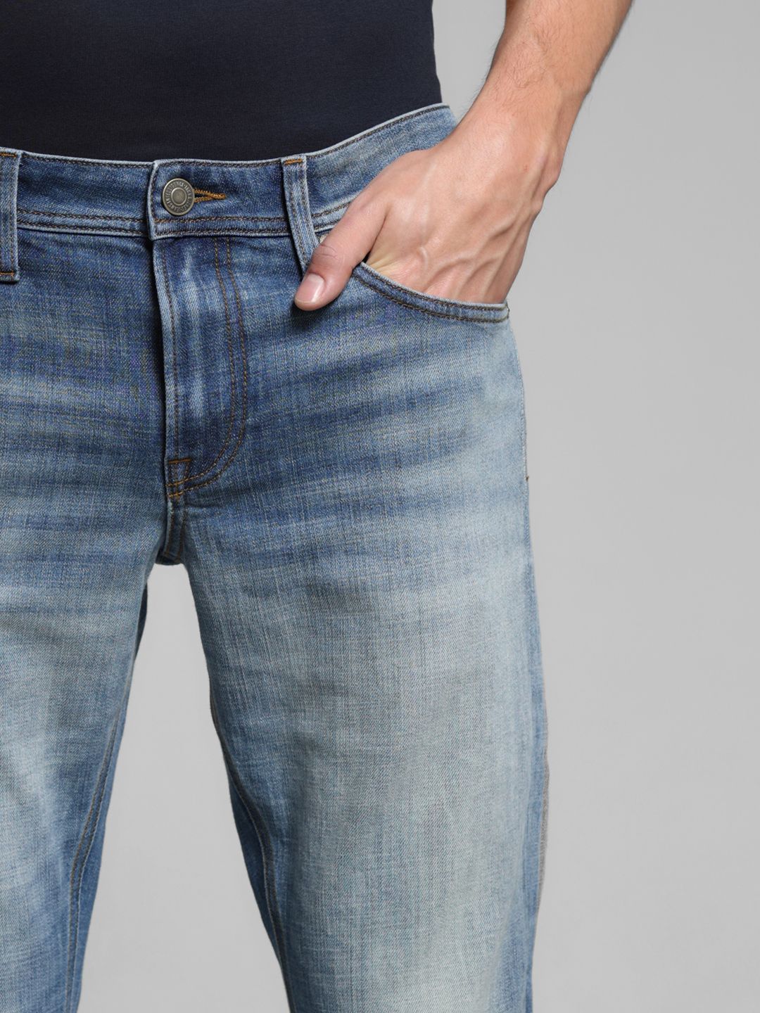 Slim Fit Low-Rise Heavy Fade Stretchable Jeans