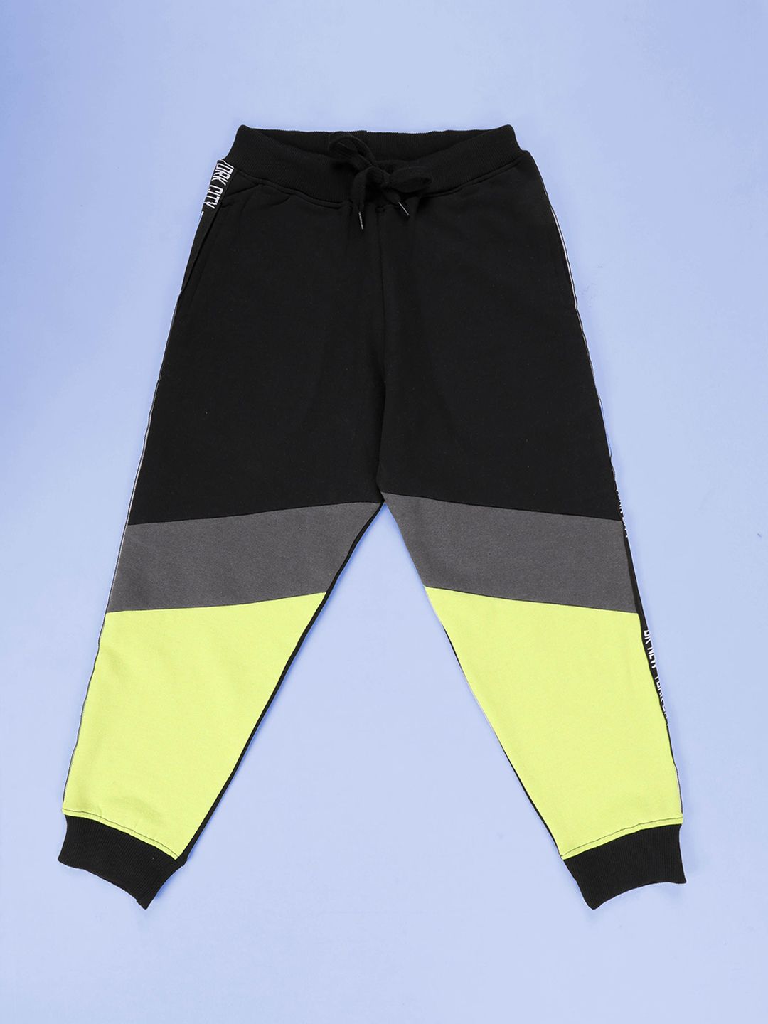 KiddoPanti Boys Colourblocked Jogger