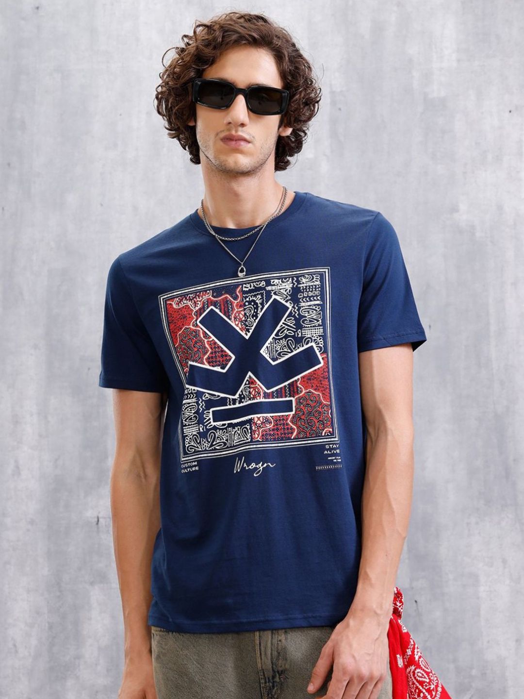 WROGN Graphic Printed Pure Cotton Pockets Slim Fit T-shirt