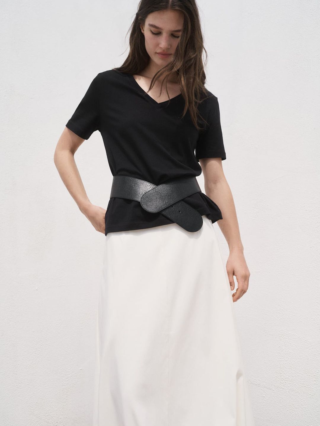V-Neck Drop-Shoulder Sleeves Relaxed Pure Cotton T-shirt