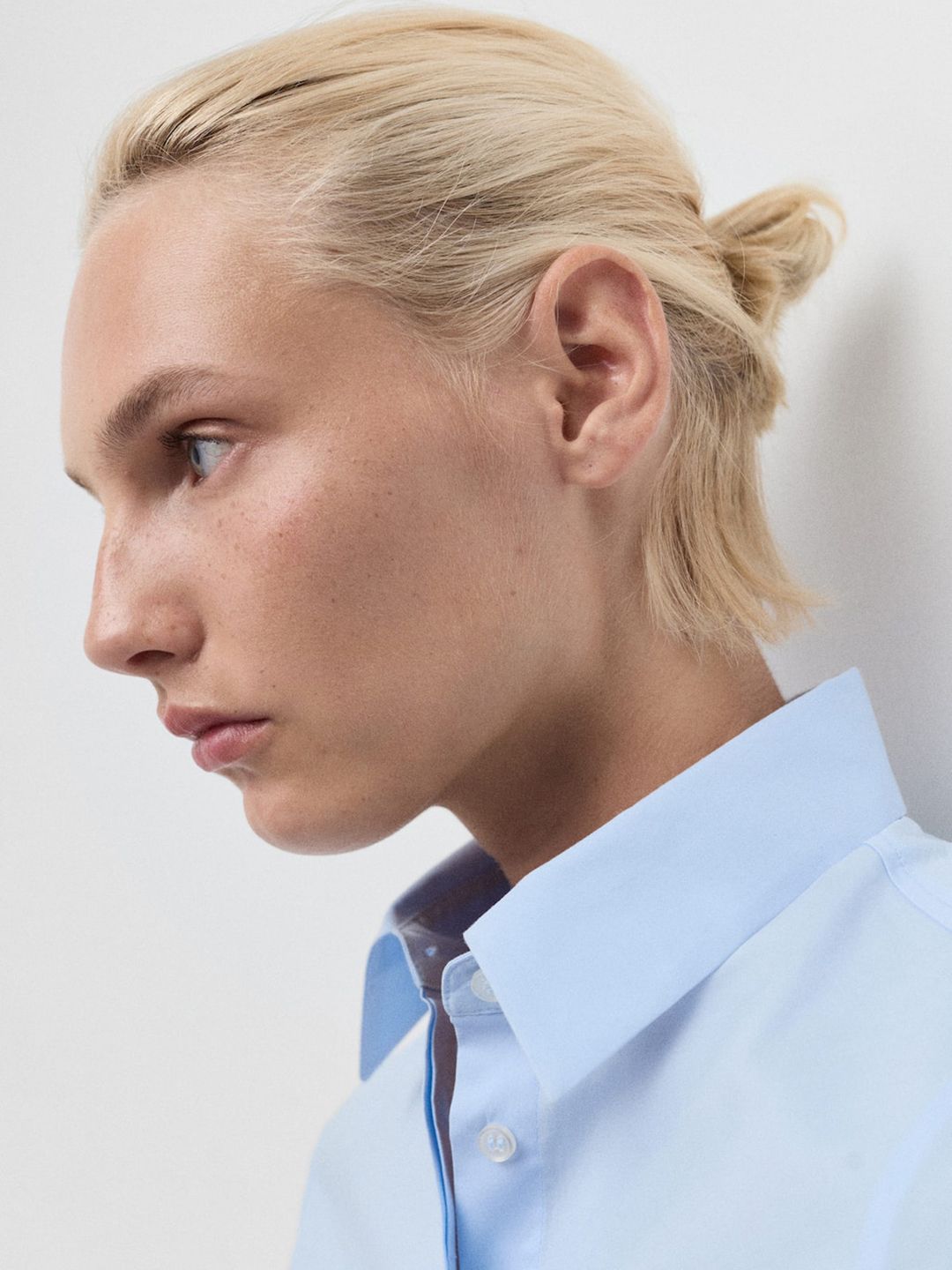 Spread Collar Semiformal Regular Fit Shirt