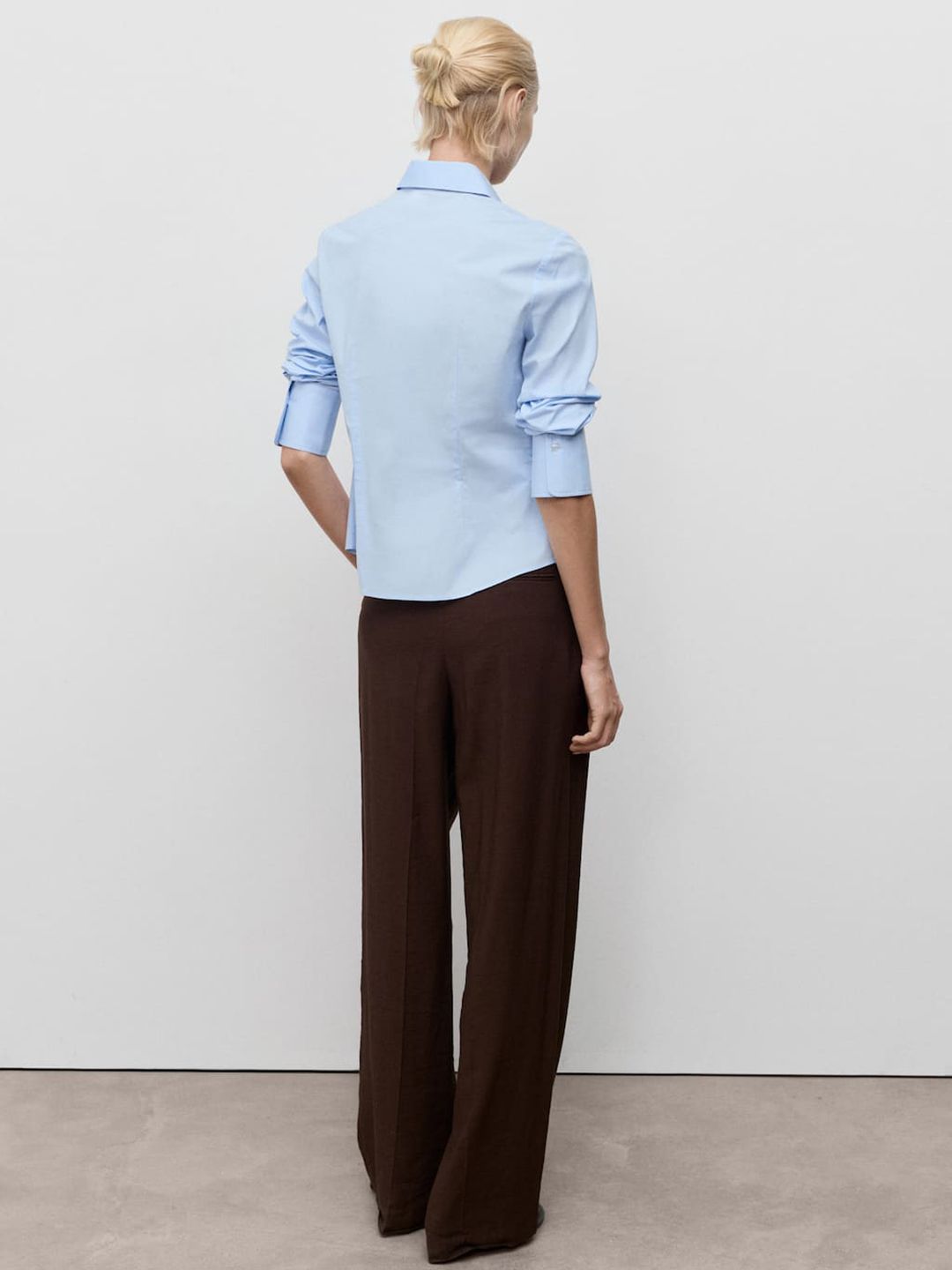 Spread Collar Semiformal Regular Fit Shirt