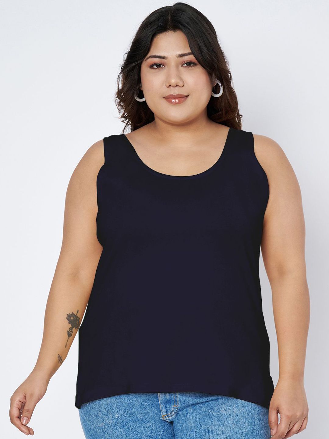 BRINNS Plus Size Round Neck Non Padded Camisole