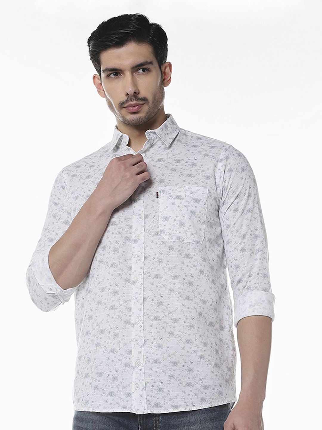 Buy Klub Fox Men Slim Fit Floral Printed Spread Collar Cotton