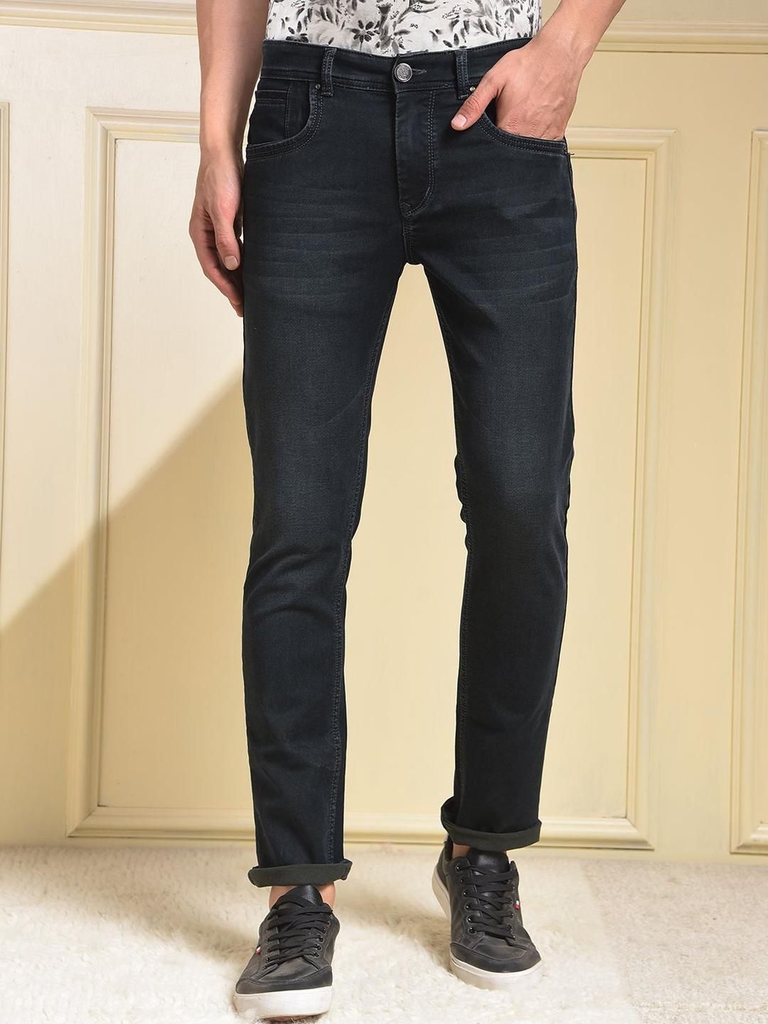 Crimsoune Club Men Slim Fit Mid-Rise Light Fade Stretchable Jeans