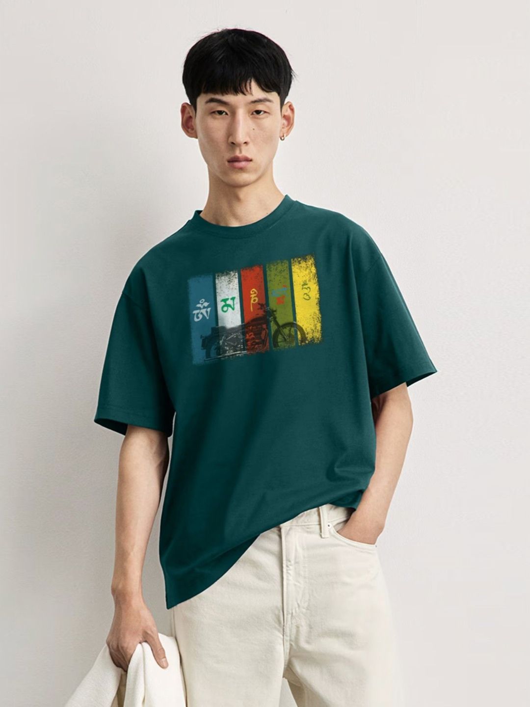 TOGS & TERRE Men Graphic Printed Round Neck Cotton Oversized T-shirt