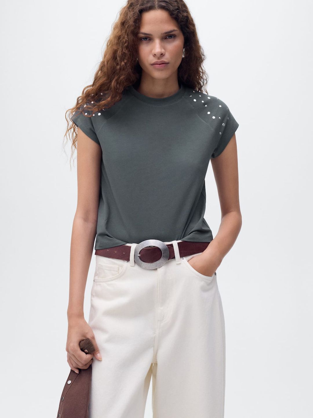 Embellished Raglan Sleeves T-shirt