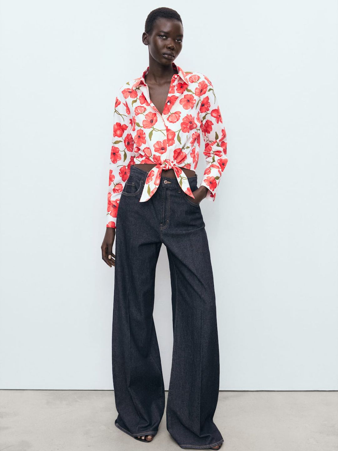 Floral Printed Cutaway Collar Tie-Up Detail Crop Shirt