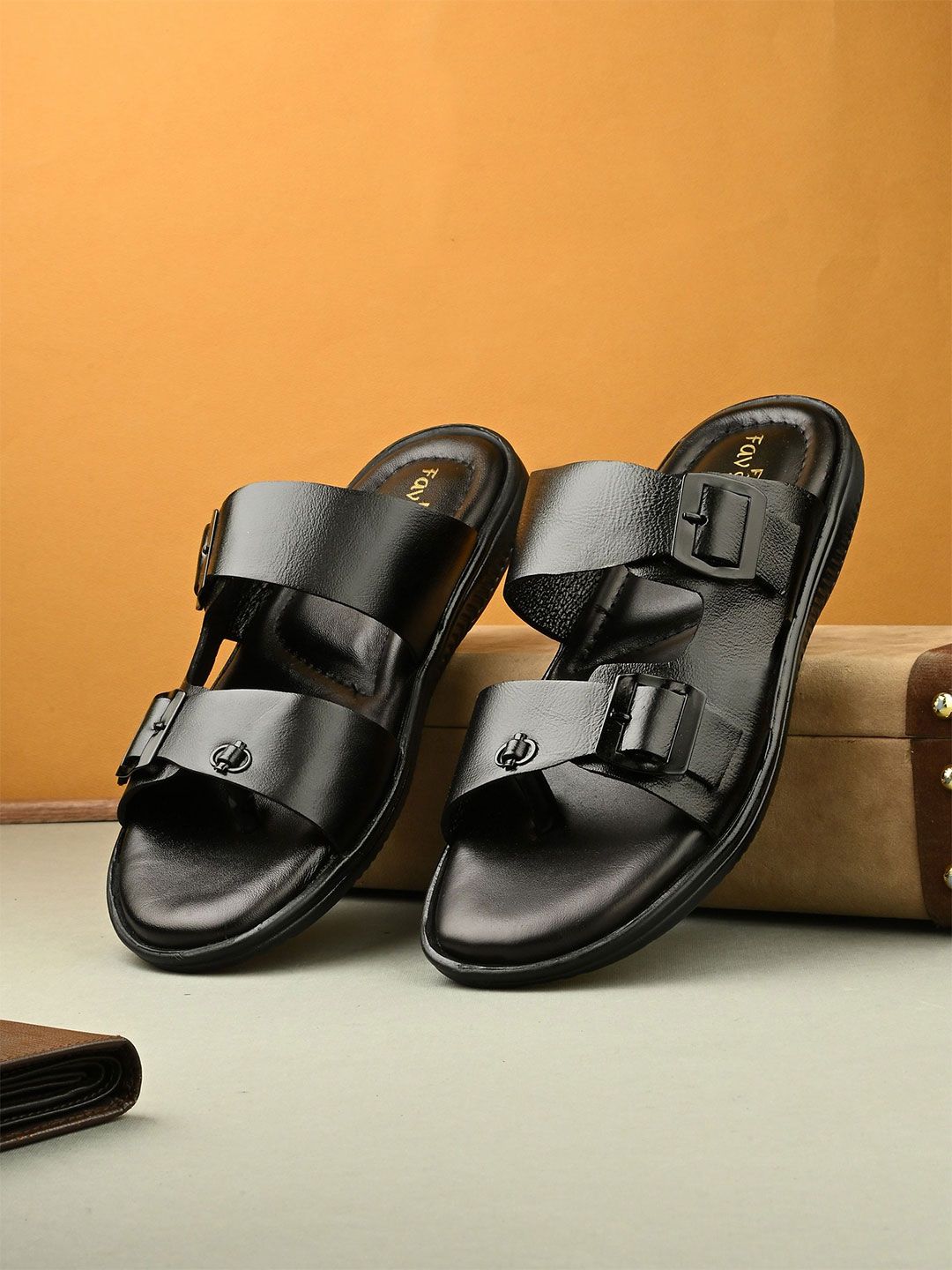 FAV SHOES Slip-On Flip Flops