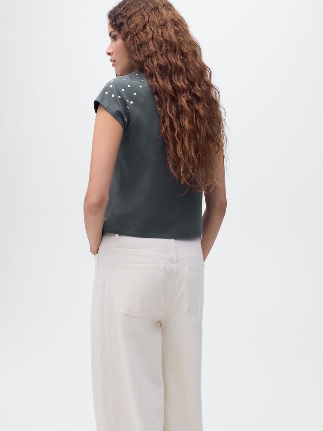 Embellished Raglan Sleeves T-shirt