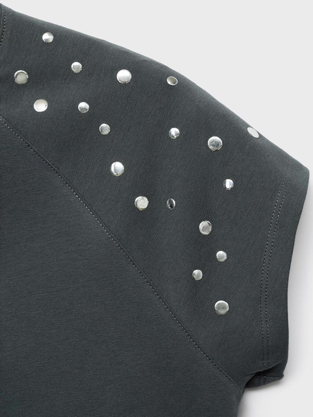 Embellished Raglan Sleeves T-shirt