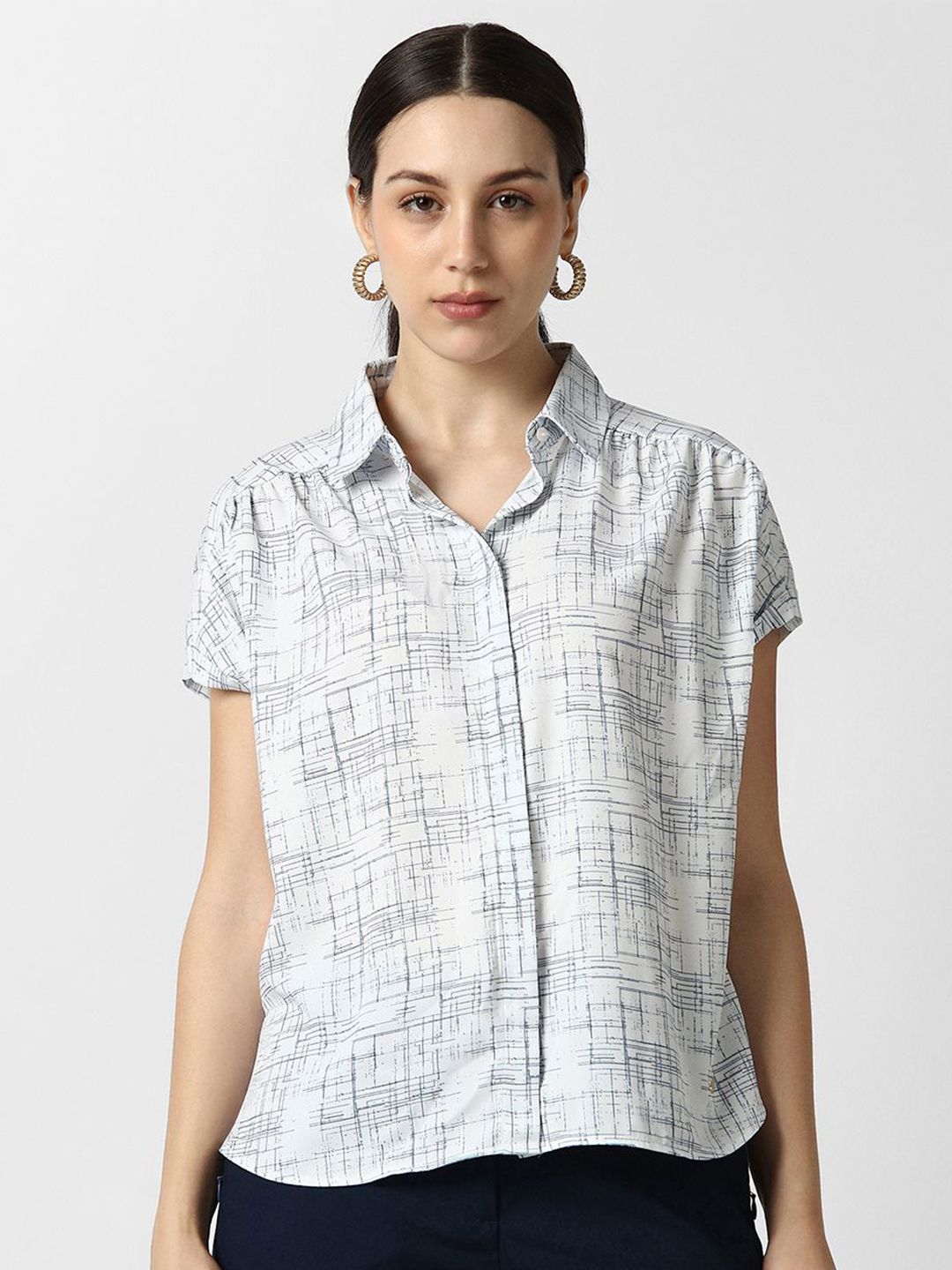 Van Heusen Woman Van Heusen Woman Geometric Printed Spread Collar Casual Shirt