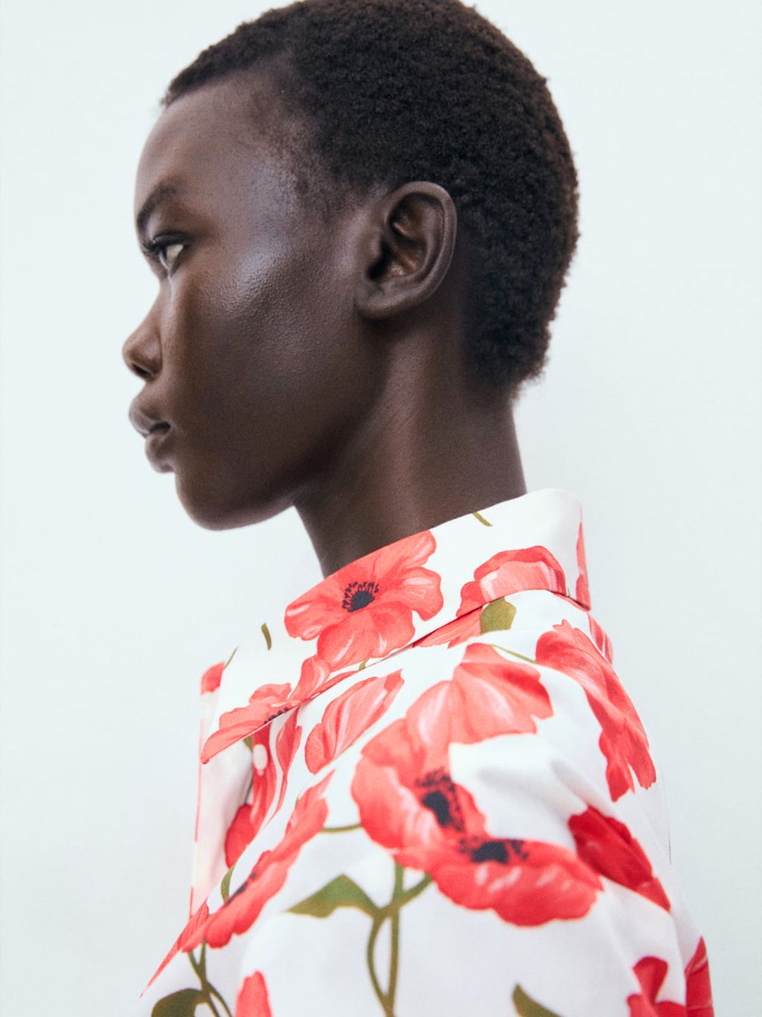 Floral Printed Cutaway Collar Tie-Up Detail Crop Shirt