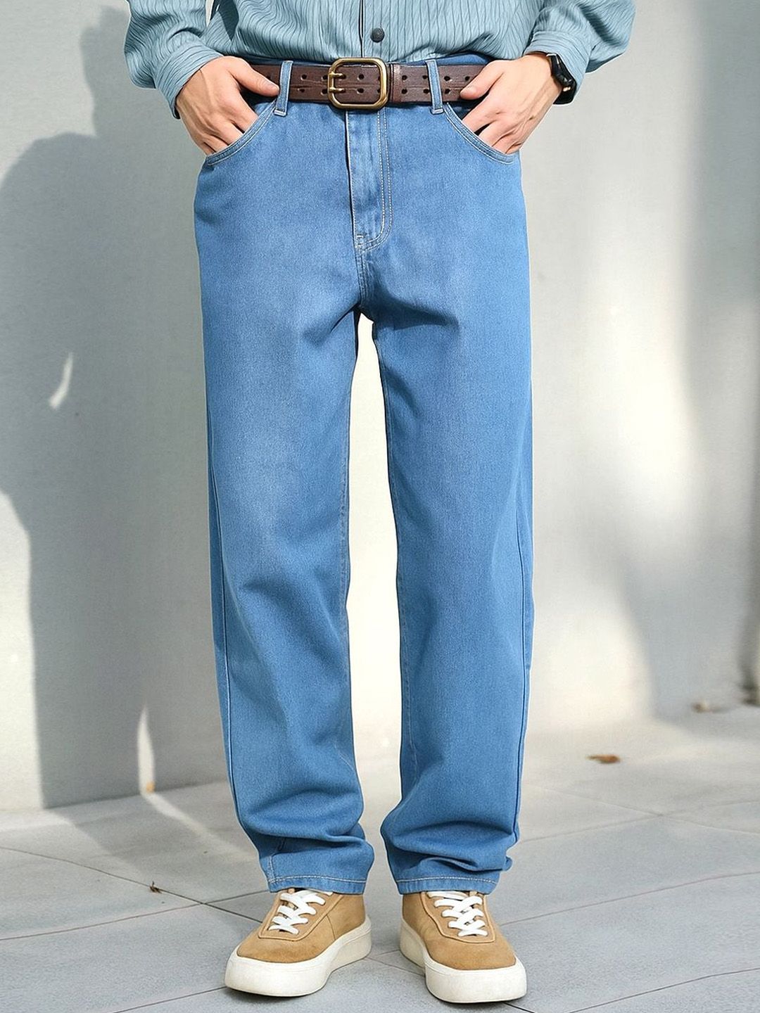 MASTERLY WEFT Men Straight Fit Mid-Rise Stretchable Jeans