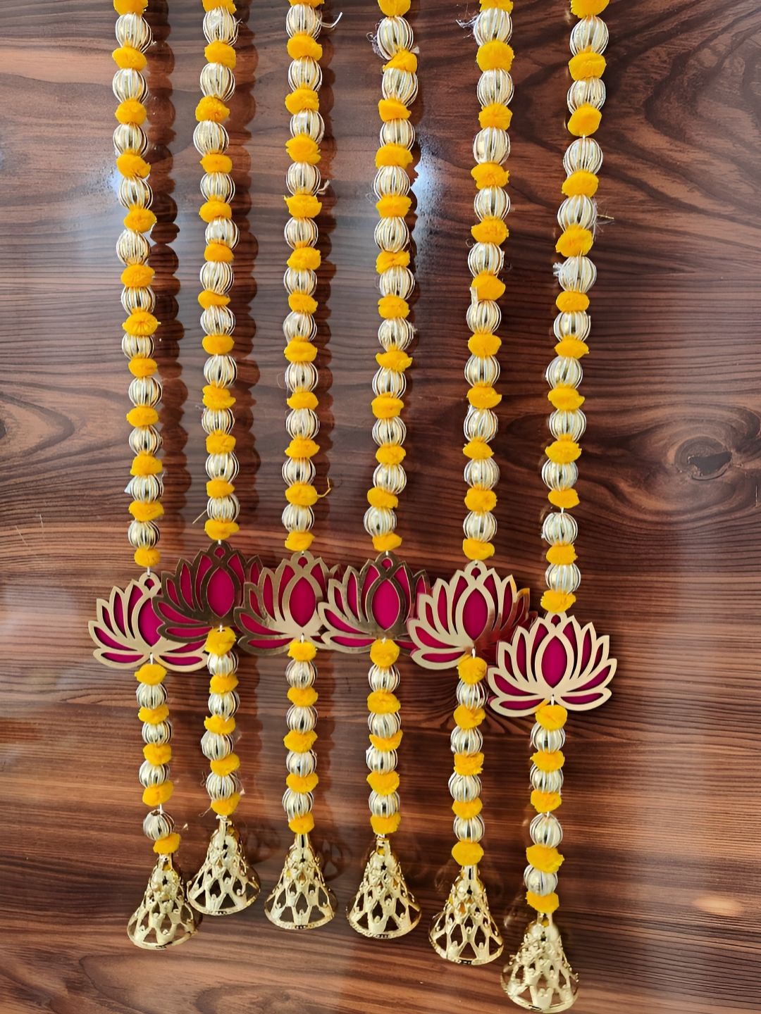 Sellplus Set Of 6 Yellow & Pink  Festive Decor Hangings