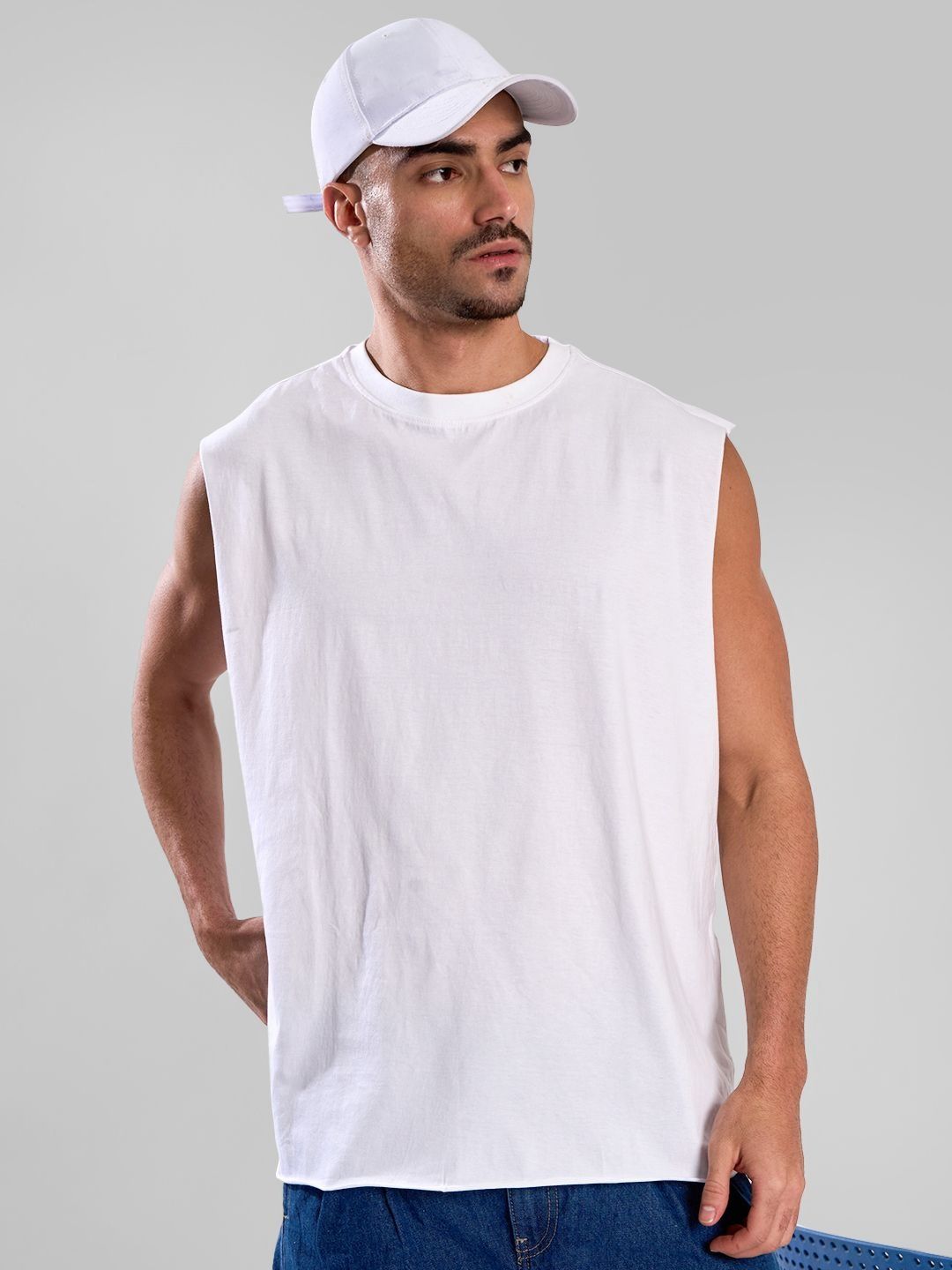 Bene Kleed Men Solid Round Neck Pure Cotton Oversized T-shirt