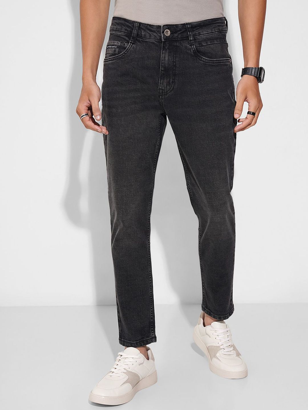 SF JEANS by Pantaloons Men Slim Fit Mid-Rise Mildly Distressed Heavy Fade Jeans