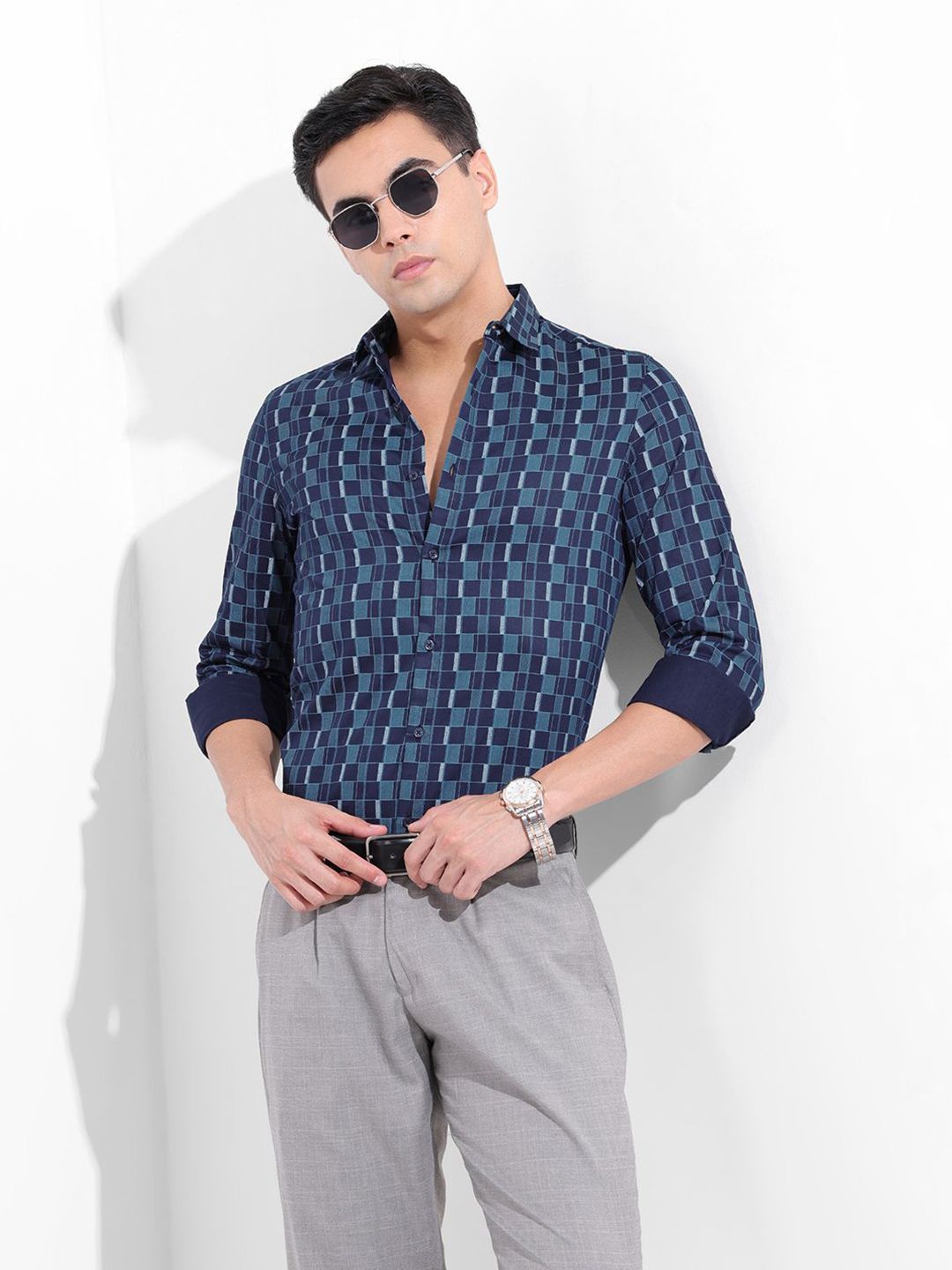 The Indian Garage Co Geometric Printed Slim Fit Pure Cotton Shirt
