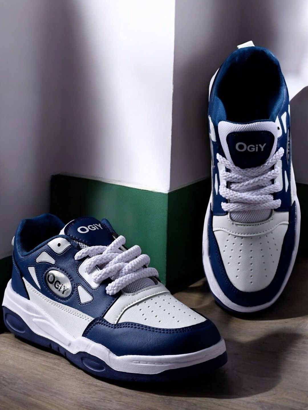 Spotwalk Men Lace-Ups Round Toe Running Shoes