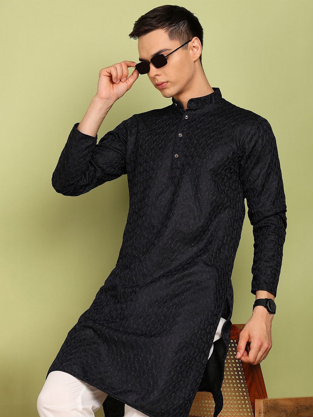 FUBAR Men Embroidered Thread Work Kurta