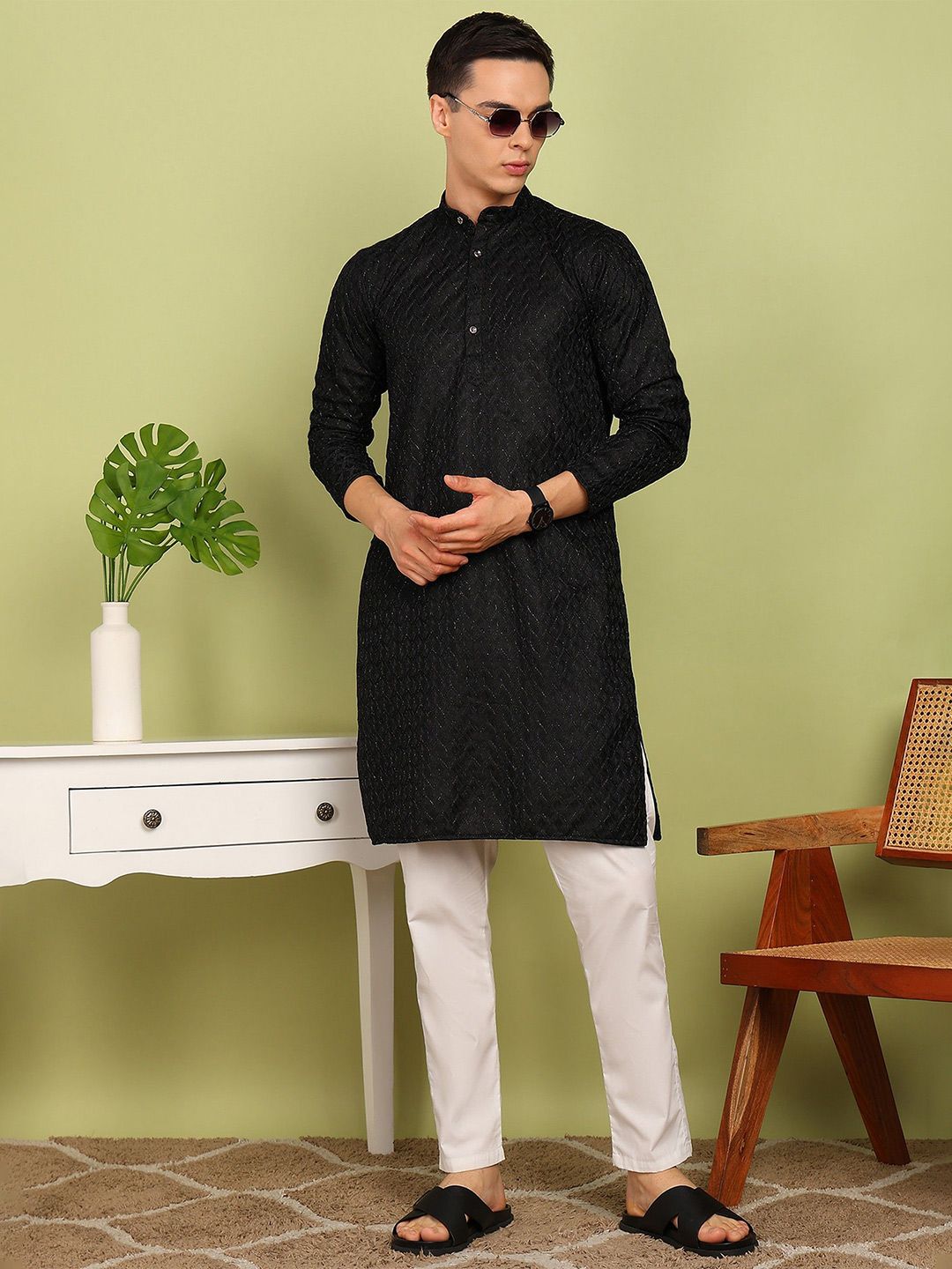 FUBAR Men Embellished Thread Work Kurta