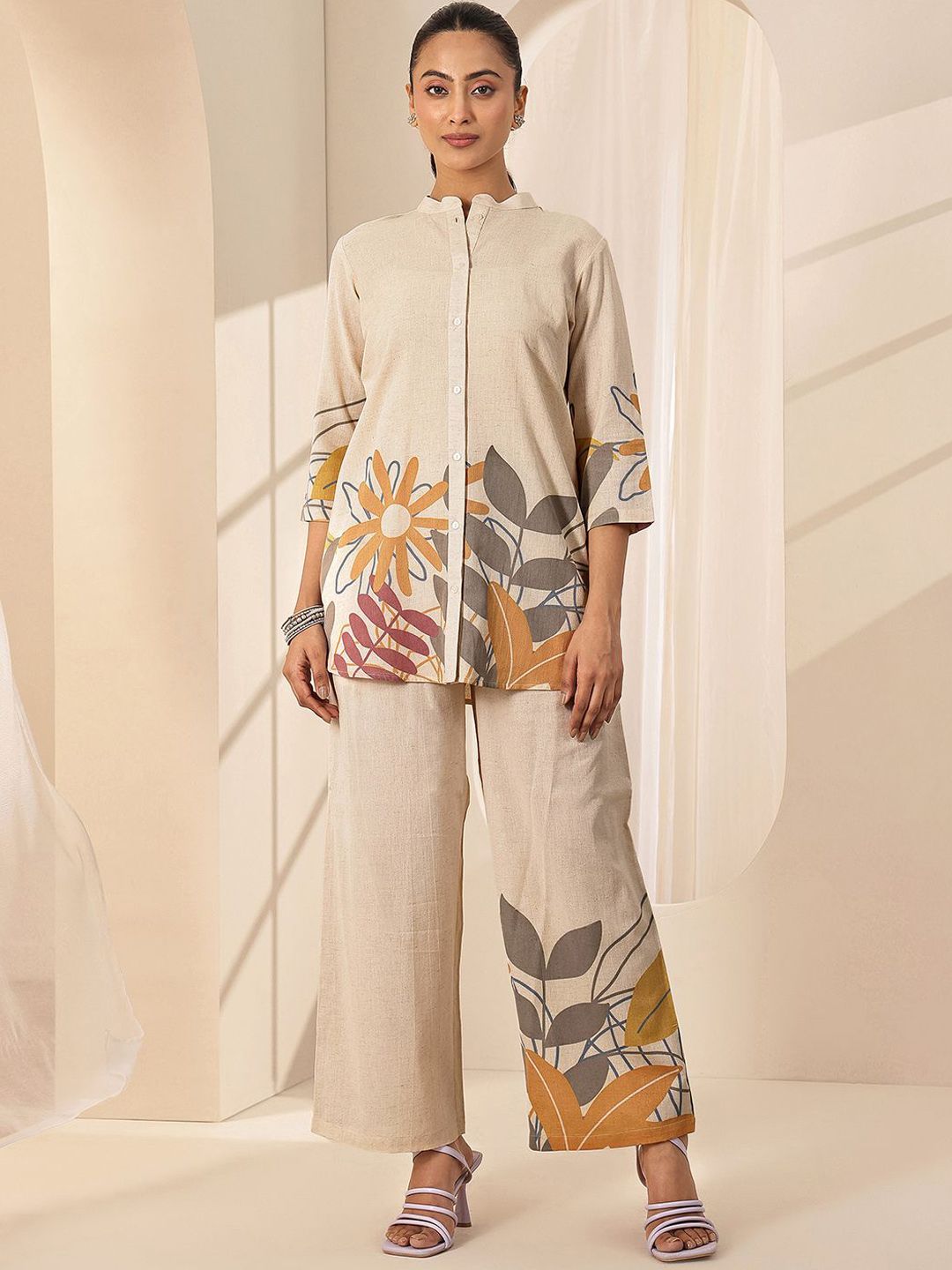 Libas Libas Floral Printed Mandarin Collar Tunic With Trouser