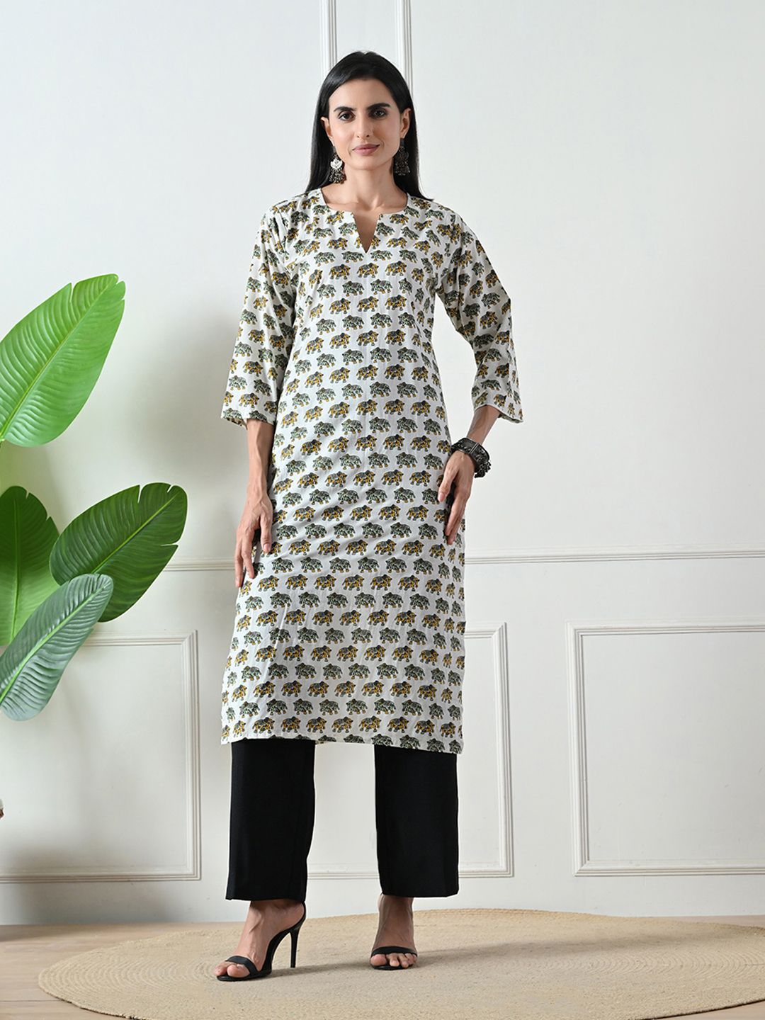 Lavantika Women Ethnic Motifs Daily Cotton Straight Kurta