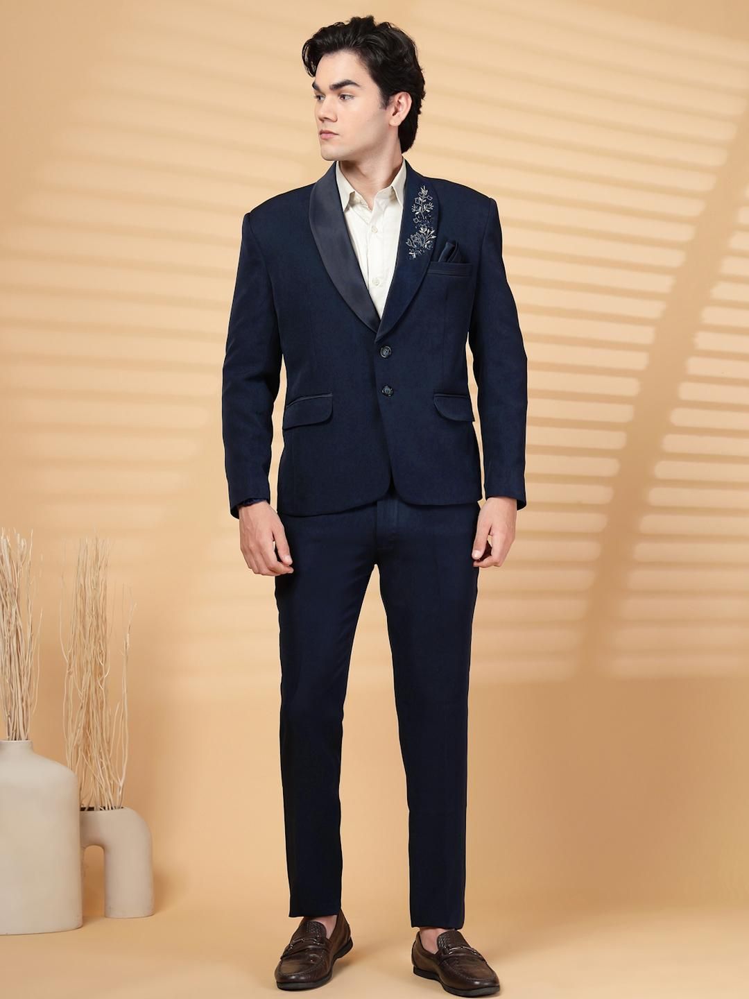Klotthe Blue Solid Embroidery Single-Breasted Two-Piece Party Suit
