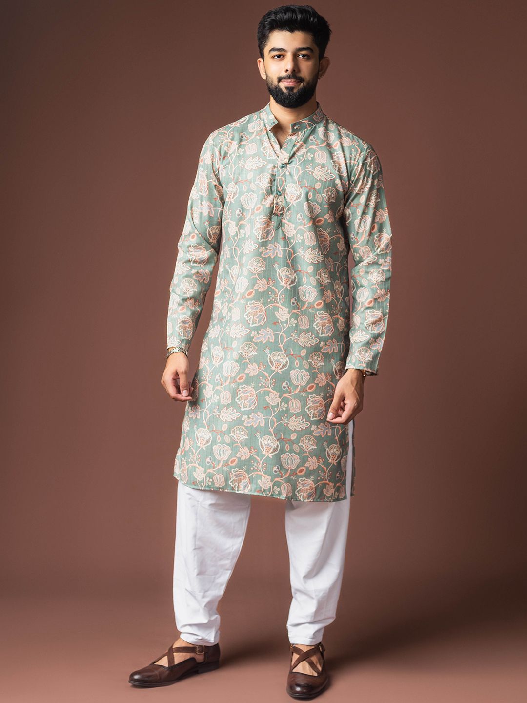 Rawayi Floral Printed Linen Thread Work Straight Kurta