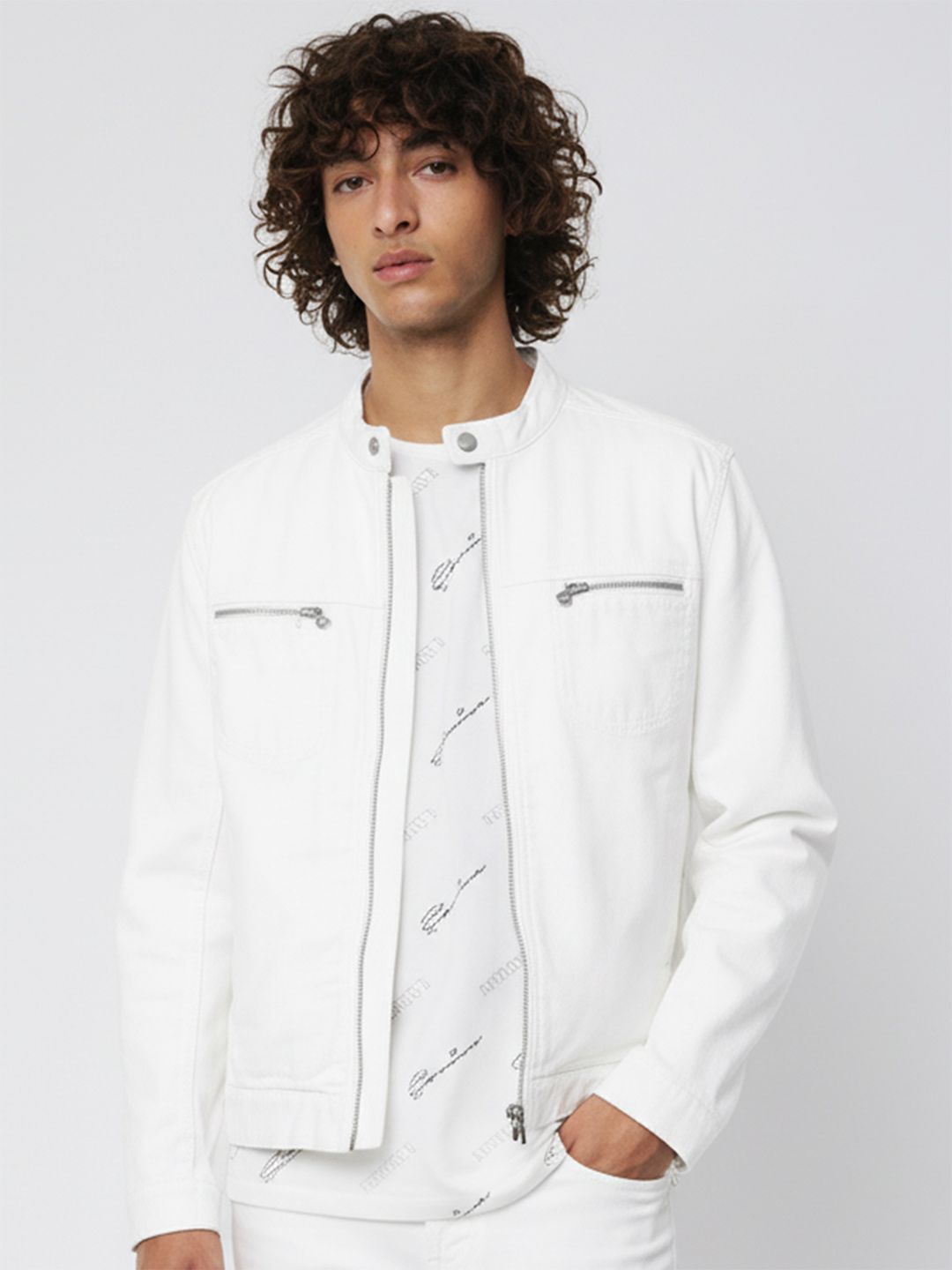 Buy HIGHLANDER Men White Solid Denim Jacket - Jackets for Men