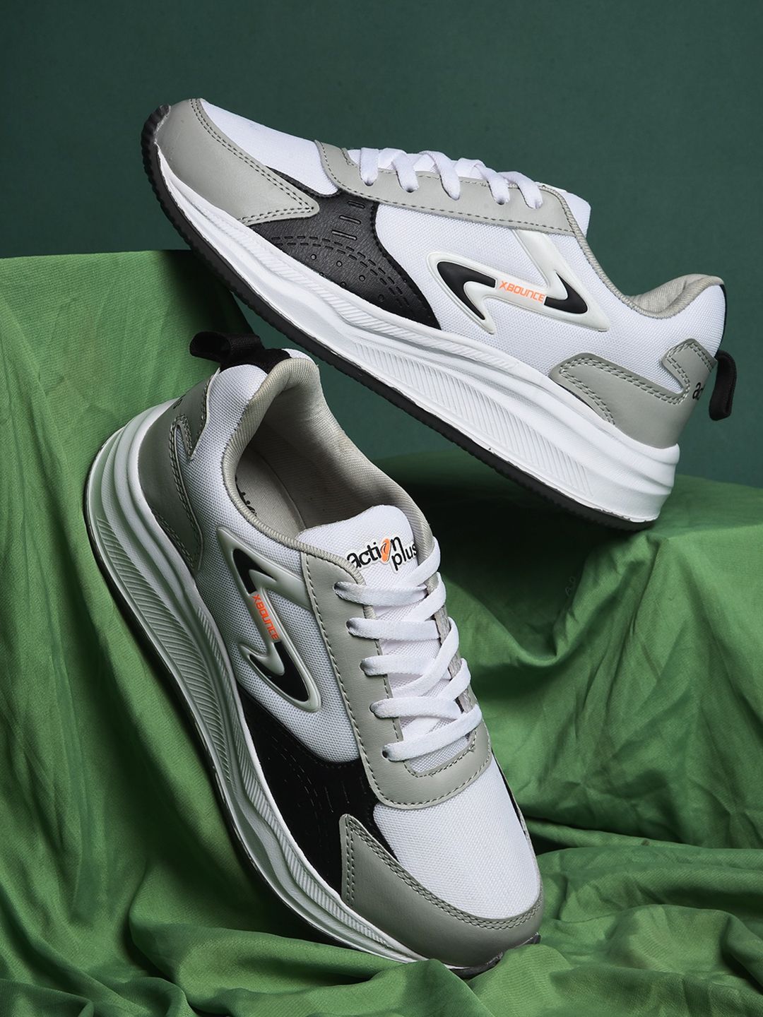 Action EVA Flotter Men Running Non-Marking Shoes