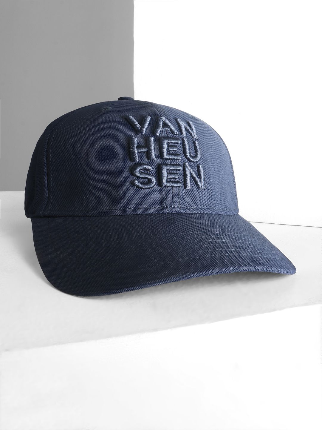 Van Heusen Van Heusen Men Embroidered Baseball Cap