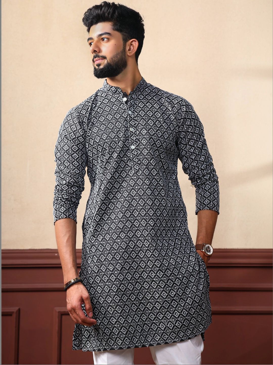 lucknowi Men Printed Thread Work Handloom Kurta