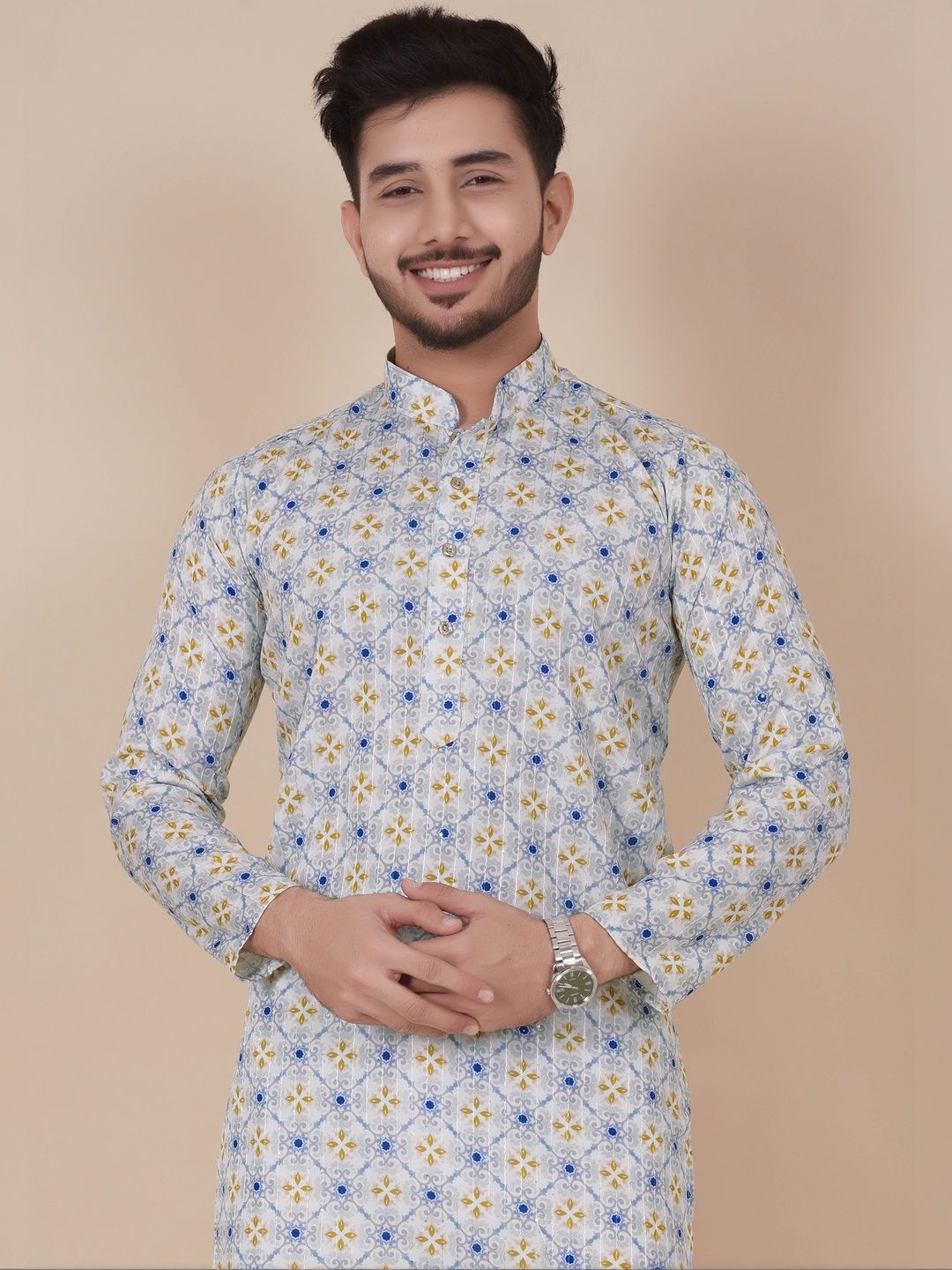 ALMORA Men Floral Embroidered Mirror Work Handloom Kurta