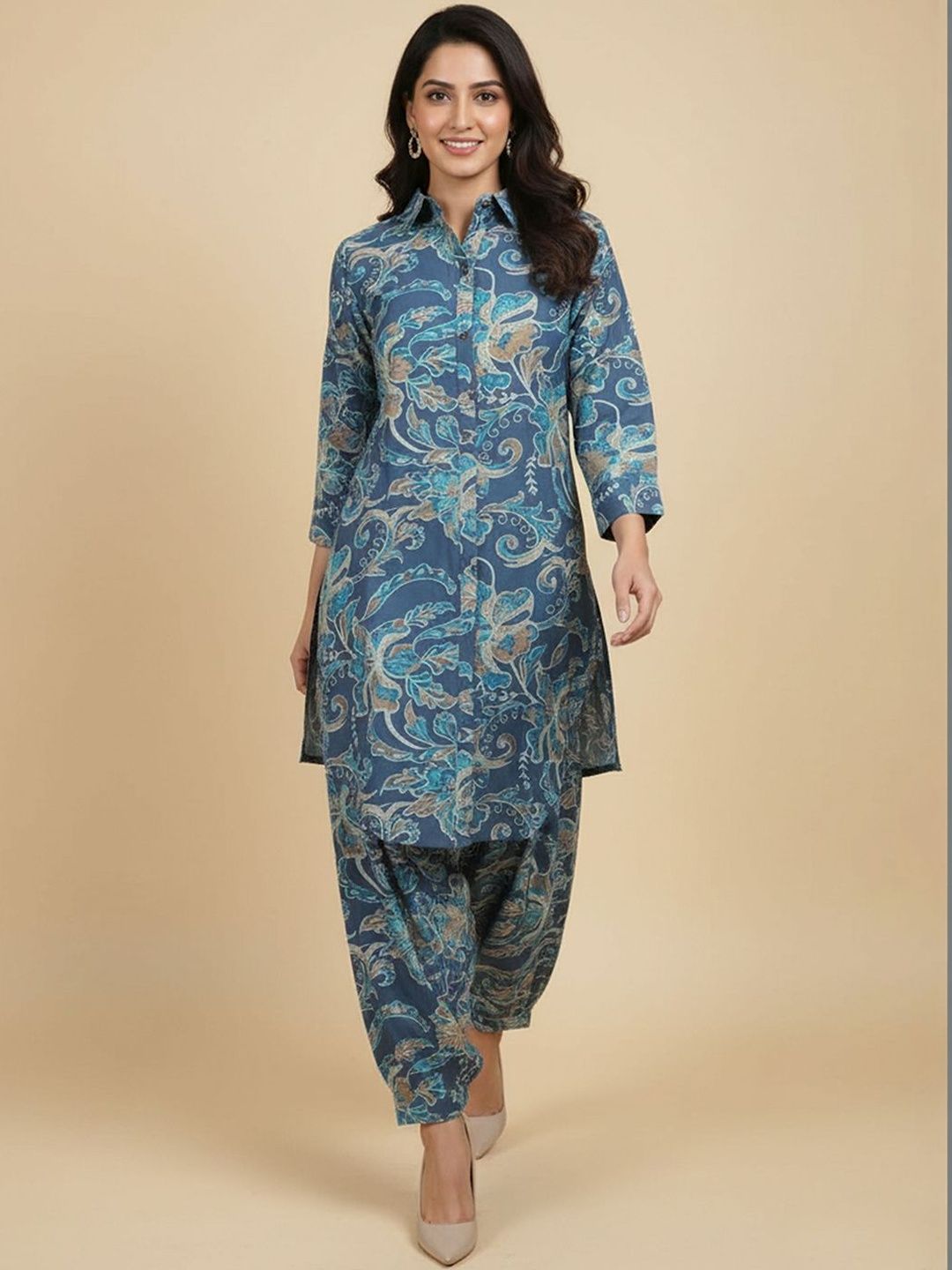 Peachmode Women Floral Printed Regular Kurta with Patiala