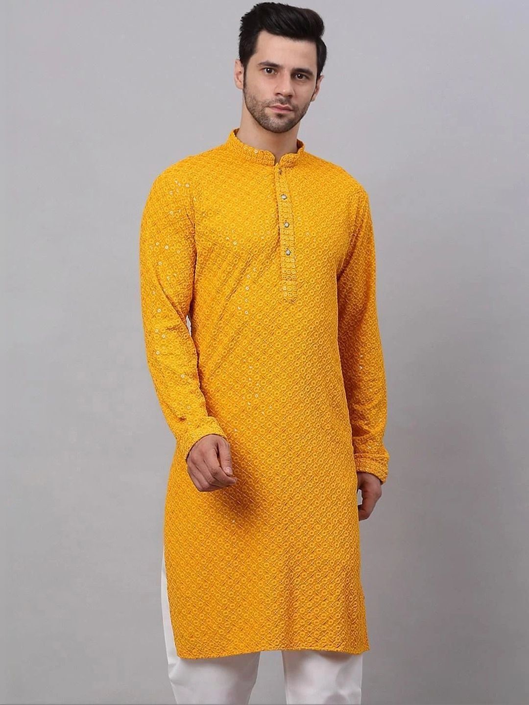 ALMORA Men Geometric Embroidered Handloom Kurta
