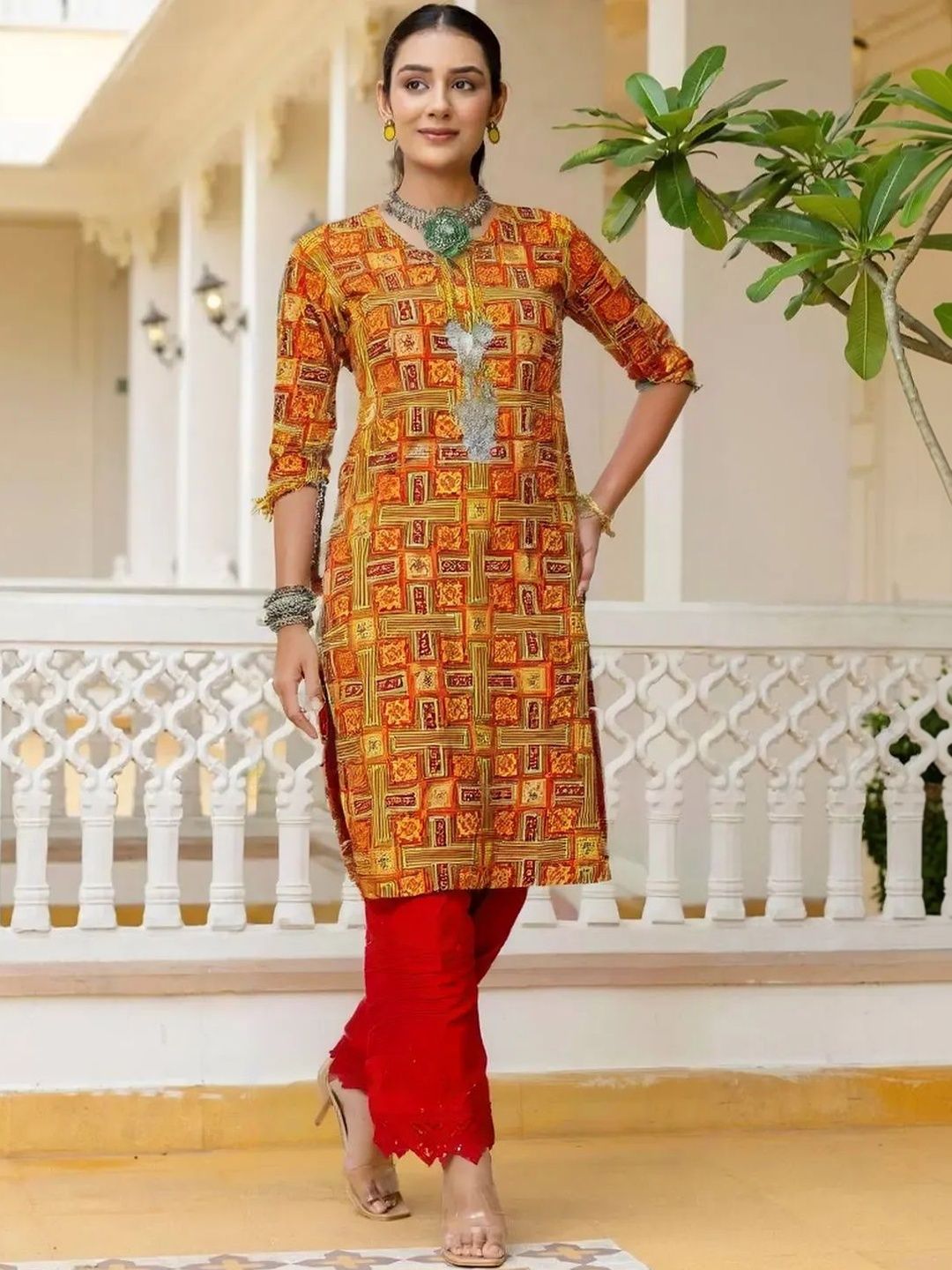 popmantra Women Ethnic Motifs Printed Crepe Kurta