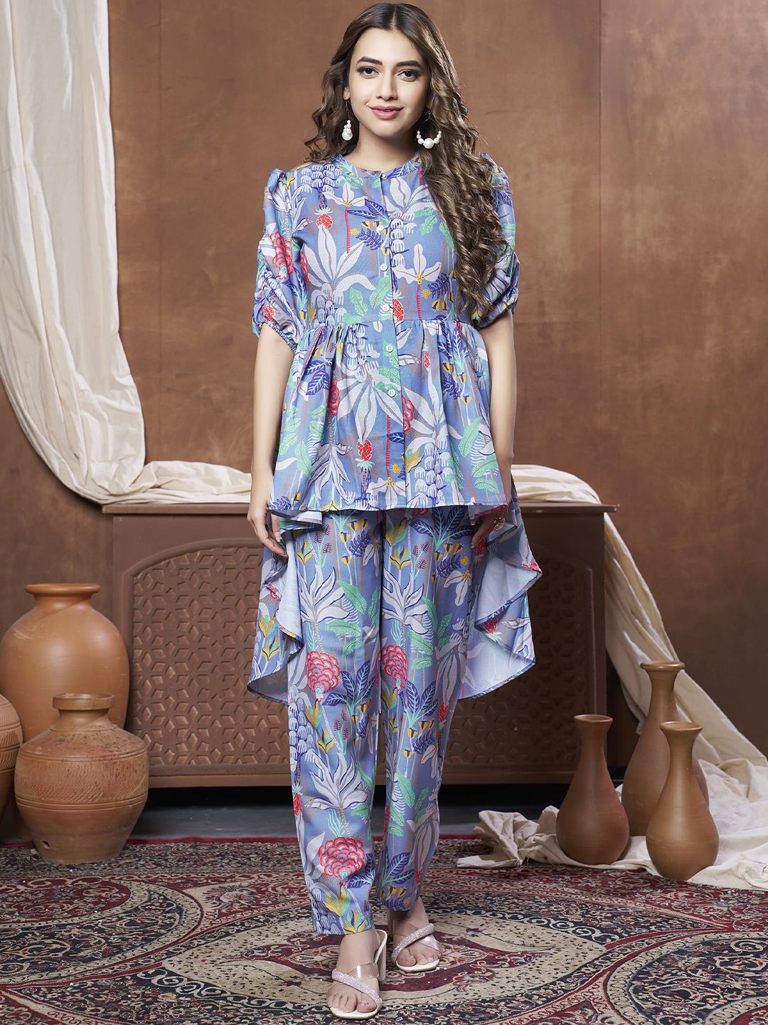 LERIYA FASHION Self Design Round Neck Tunic & Trousers Co-Ords